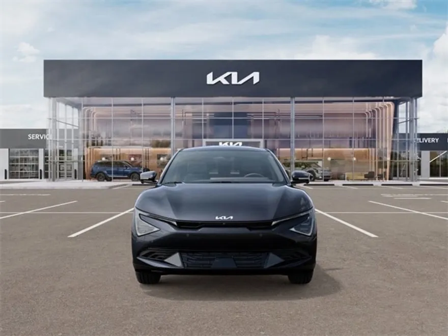 2025 Kia EV6 Light photo 1