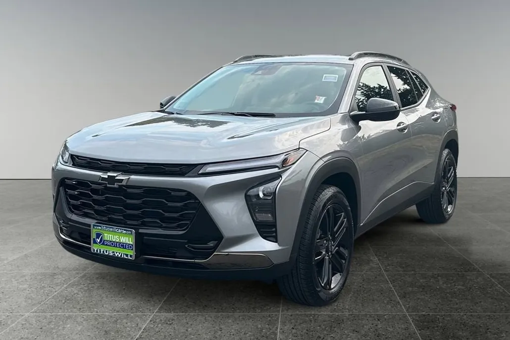 2025 Chevrolet Trax ACTIV photo 1