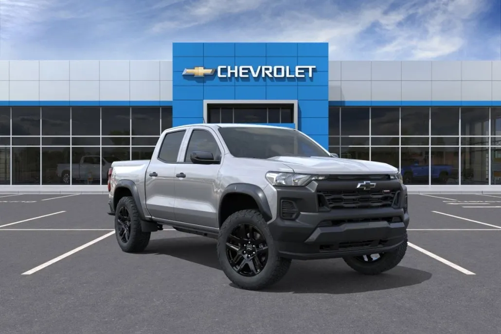 2025 Chevrolet Colorado Trail Boss photo 1