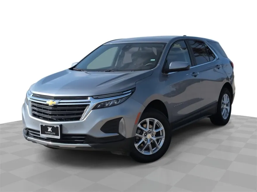 2024 Chevrolet Equinox LT photo 1