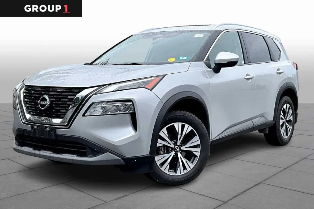 2022 Nissan Rogue SV photo 1