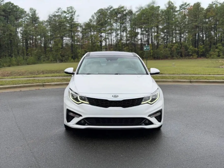 2020 Kia Optima LX photo 1