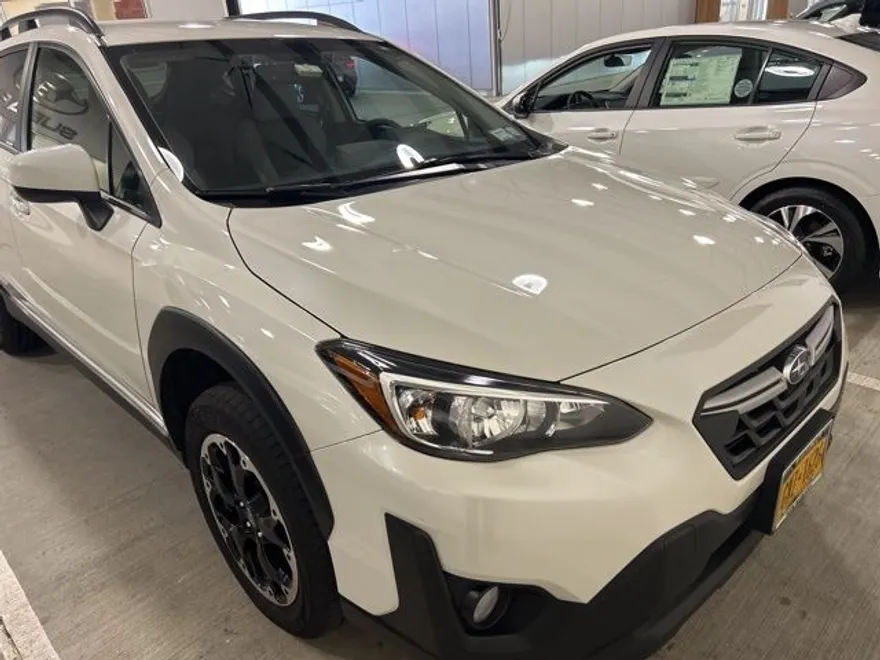 2023 Subaru Crosstrek Premium photo 1