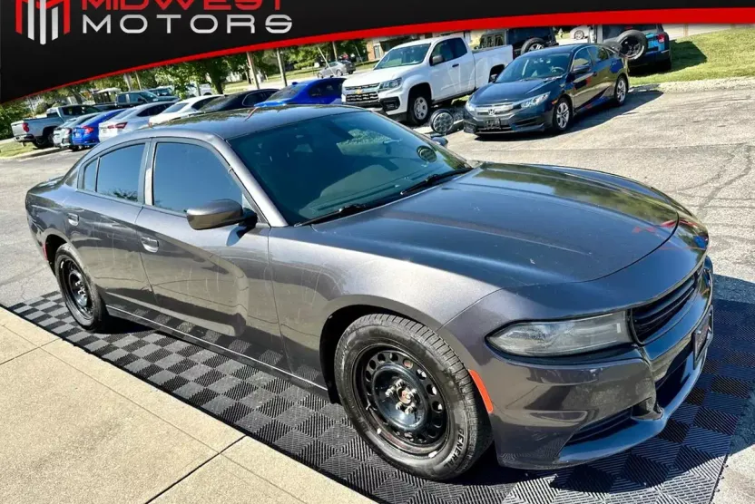 2018 Dodge Charger AWD photo 1
