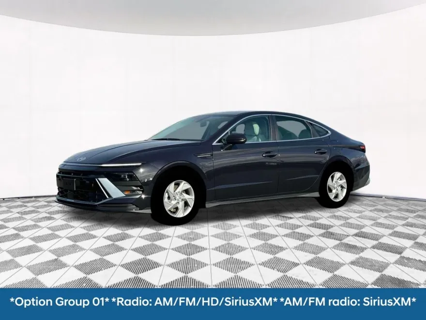 2025 Hyundai Sonata SE photo 1
