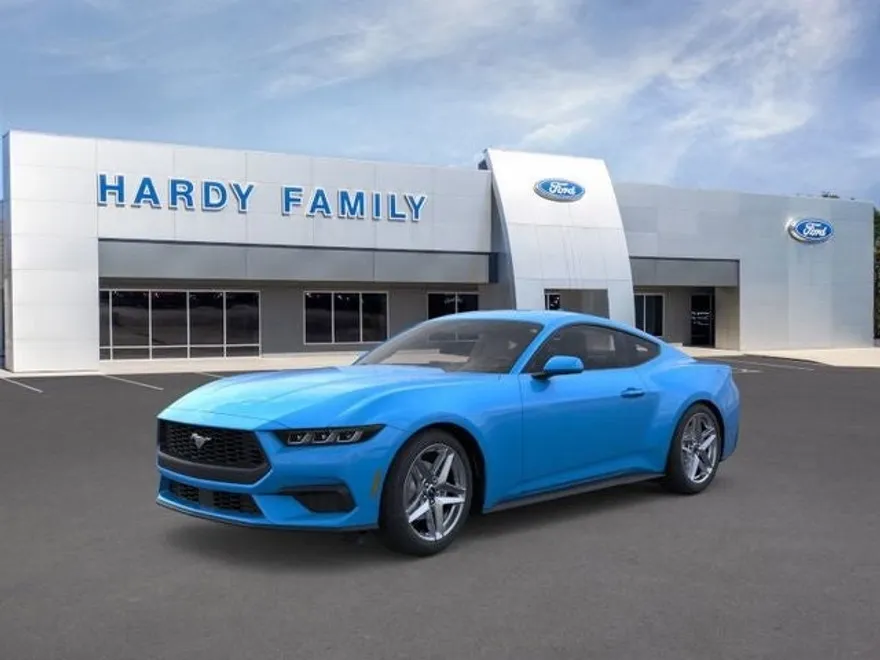 2025 Ford Mustang EcoBoost photo 1