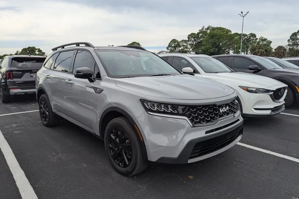 2023 Kia Sorento X-Line S photo 1