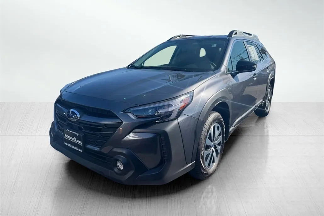 2025 Subaru Outback Premium photo 1