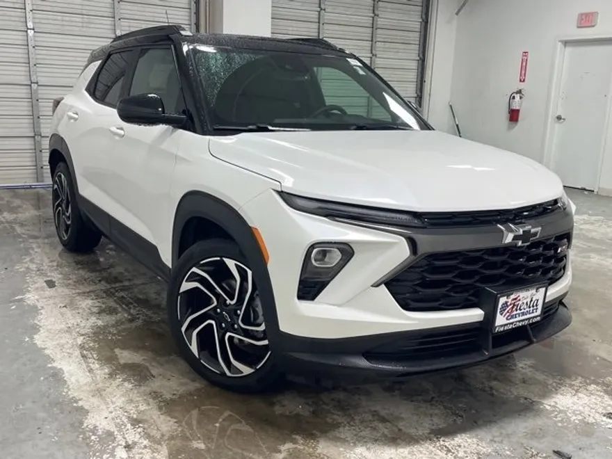 2025 Chevrolet Trailblazer RS photo 1