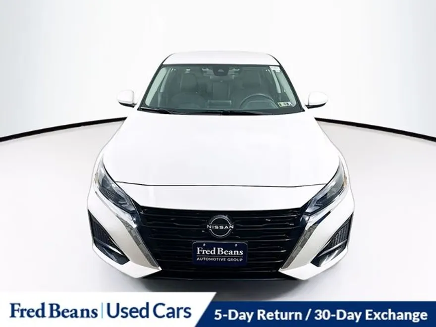 2023 Nissan Altima 2.5 SV photo 1