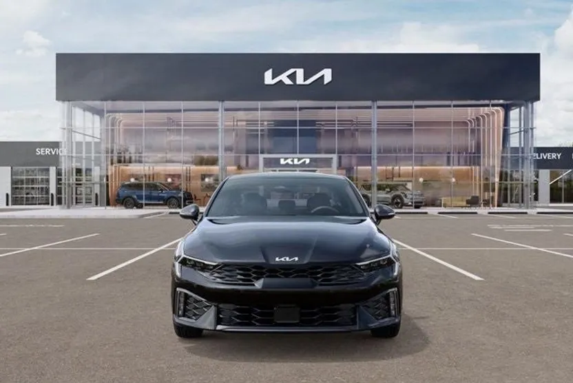2026 Kia K5 GT-Line photo 1