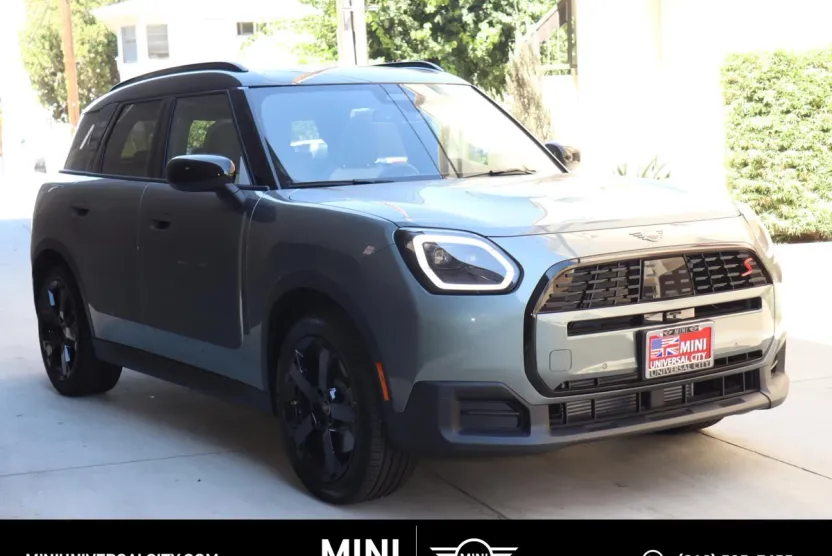 2025 Mini Countryman S ALL4 photo 1