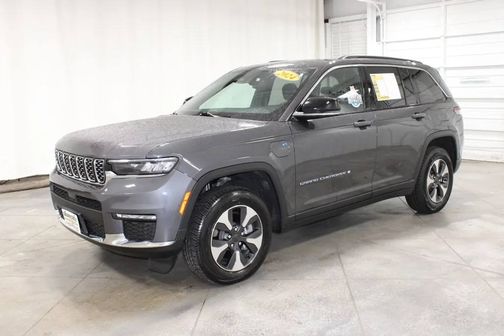 2024 Jeep Grand Cherokee 4xe Limited photo 1