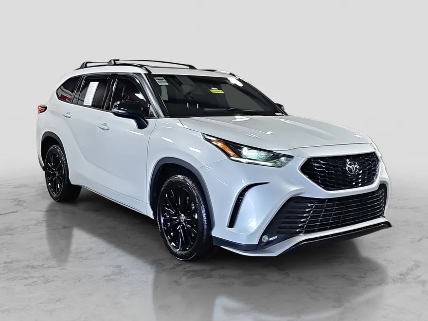 2023 Toyota Highlander XSE photo 1