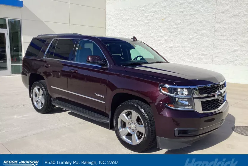 2017 Chevrolet Tahoe LT photo 1