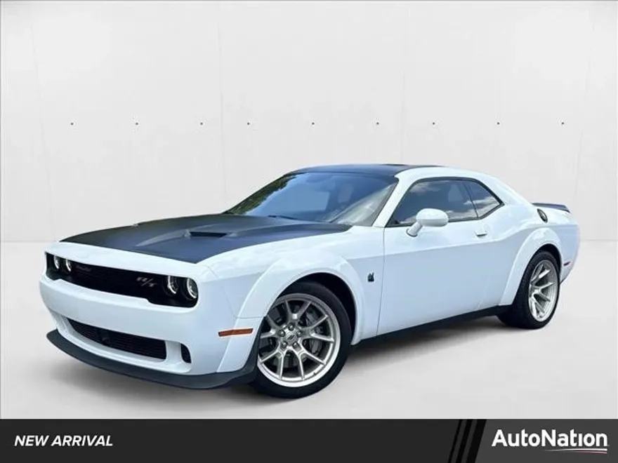 2020 Dodge Challenger R/T Scat Pack Widebody photo 1