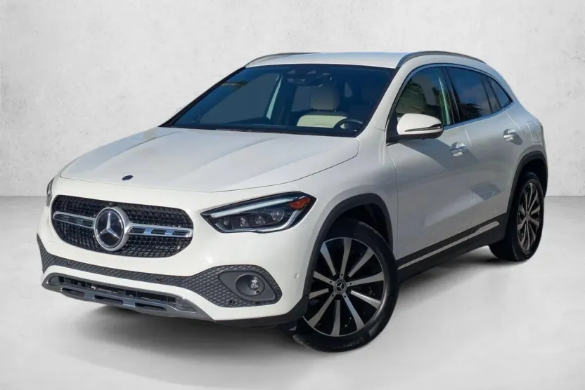 2023 Mercedes Benz GLA 250 photo 1
