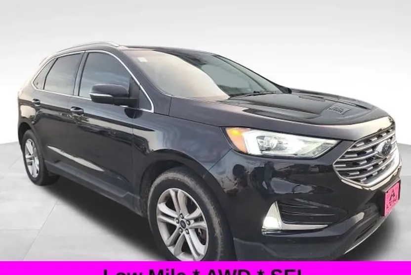 2019 Ford Edge SEL photo 1