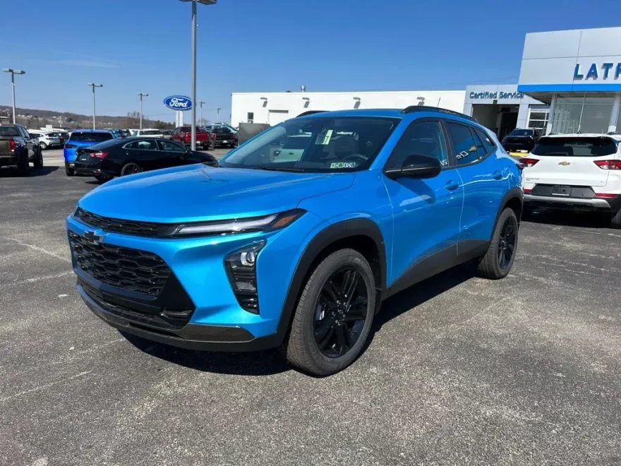 2025 Chevrolet Trax ACTIV photo 1
