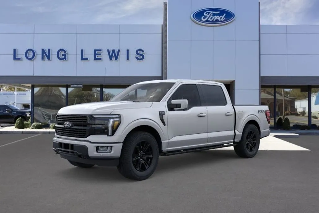 2025 Ford F-150 Platinum photo 1