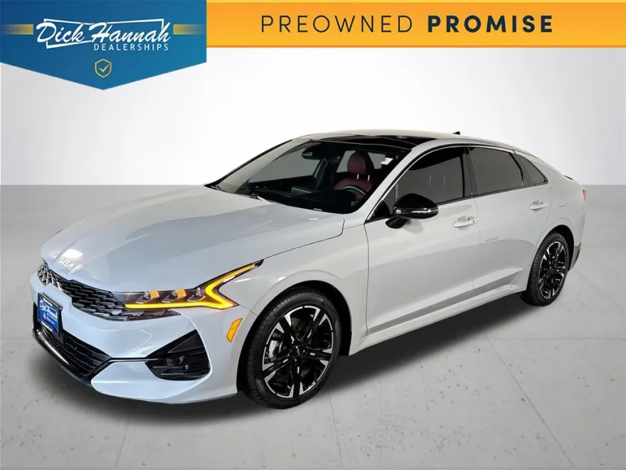 2024 Kia K5 GT-Line photo 1