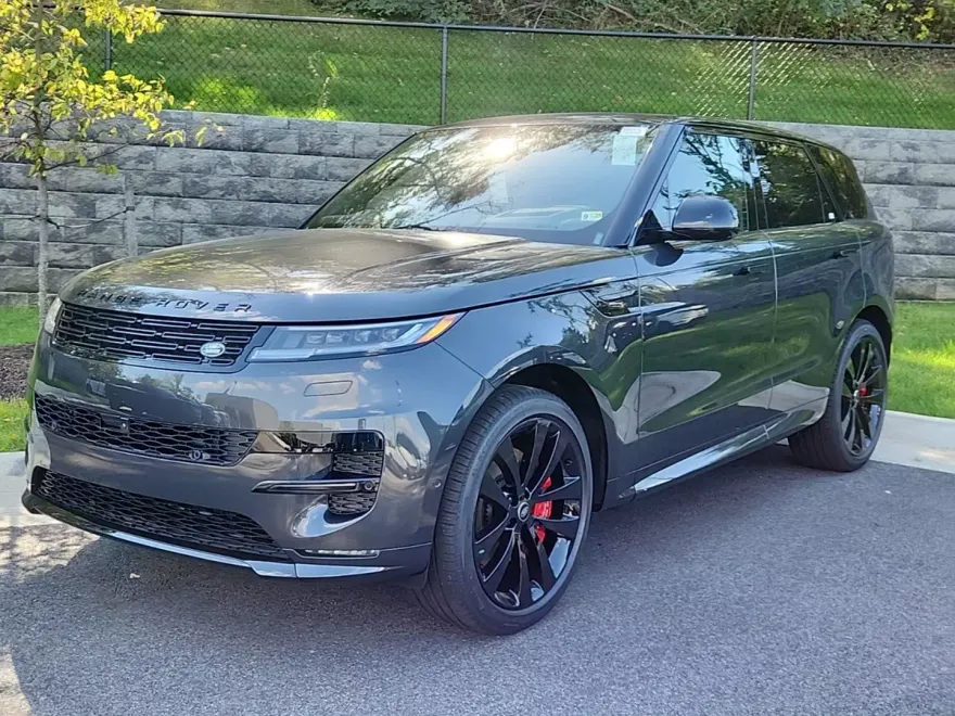 2025 Land Rover Range Rover Sport SE photo 1