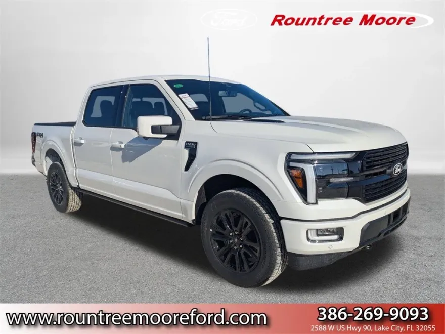 2025 Ford F-150 Platinum photo 1