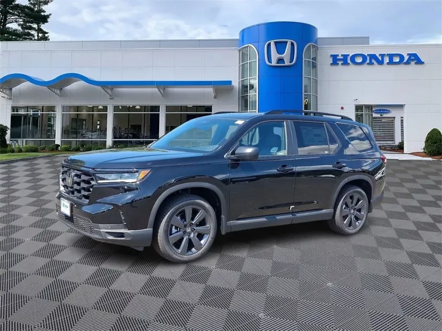 2025 Honda Pilot Sport photo 1