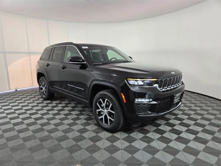 2025 Jeep Grand Cherokee Limited photo 1