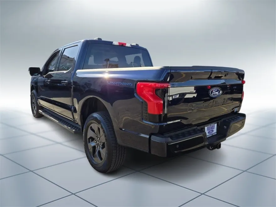 2025 Ford F-150 Lightning photo 1
