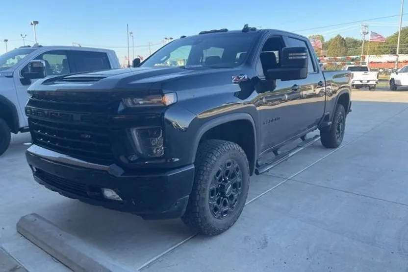 2021 Chevrolet Silverado 2500HD LTZ photo 1