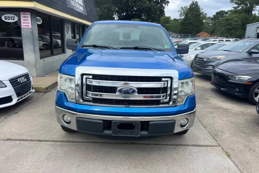 2013 Ford F-150 XLT photo 1