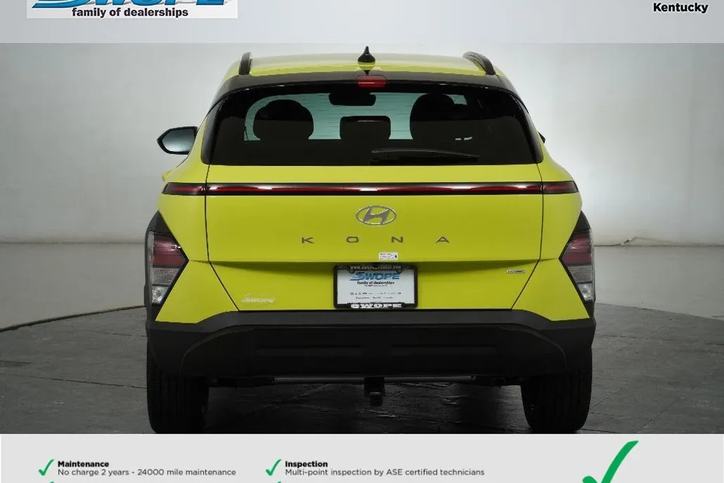 2026 Hyundai Kona SEL photo 1