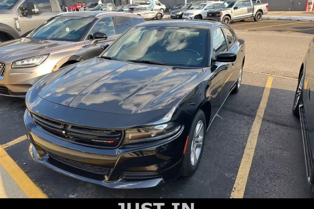 2023 Dodge Charger SXT photo 1