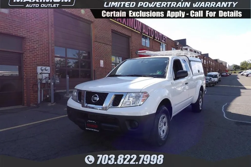 2017 Nissan Frontier King Cab photo 1
