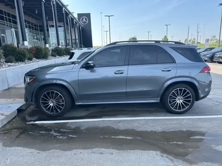 2023 Mercedes Benz GLE 350 4MATIC photo 1