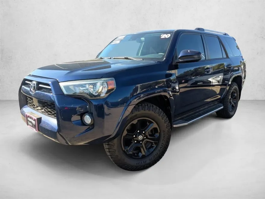 2020 Toyota 4Runner SR5 photo 1