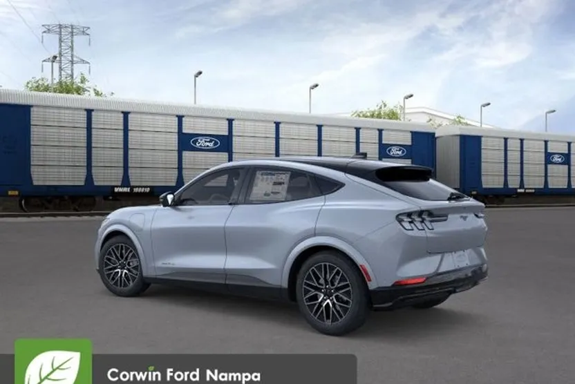 2025 Ford Mustang Mach-E Premium photo 1