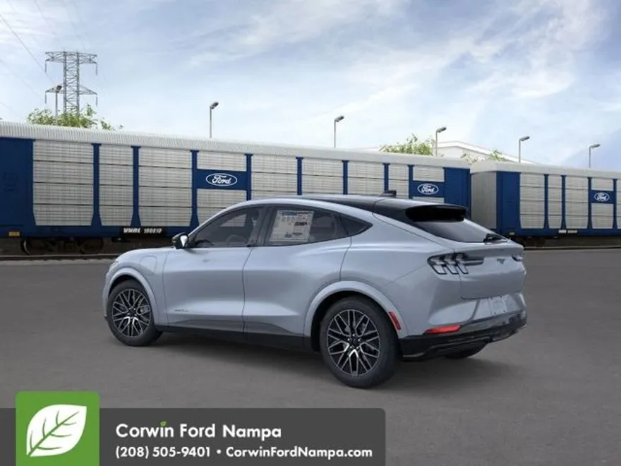 2025 Ford Mustang Mach-E Premium photo 1