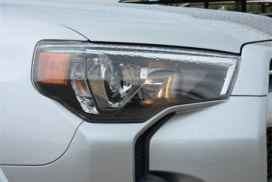 2023 Toyota 4Runner SR5 Premium photo 1