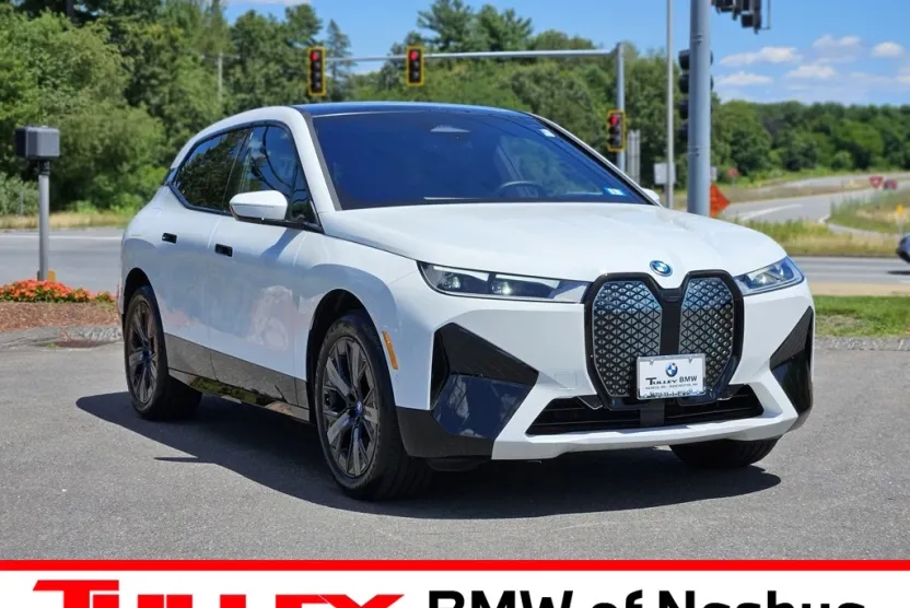 2025 Bmw iX photo 1