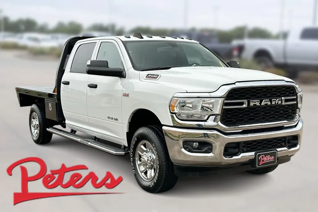 2022 Ram 3500 Tradesman photo 1