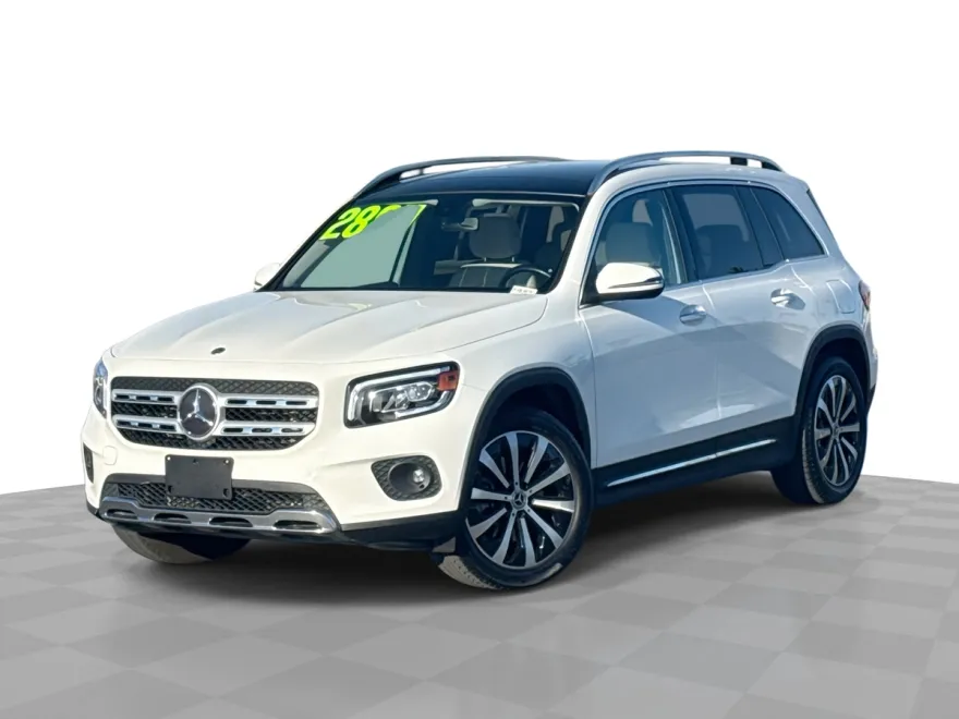 2023 Mercedes Benz GLB 250 photo 1