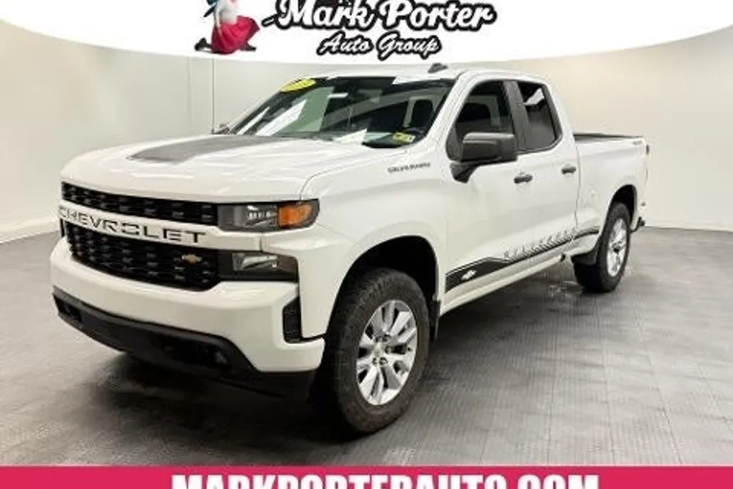 2019 Chevrolet Silverado 1500 Custom photo 1