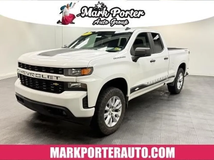2019 Chevrolet Silverado 1500 Custom photo 1