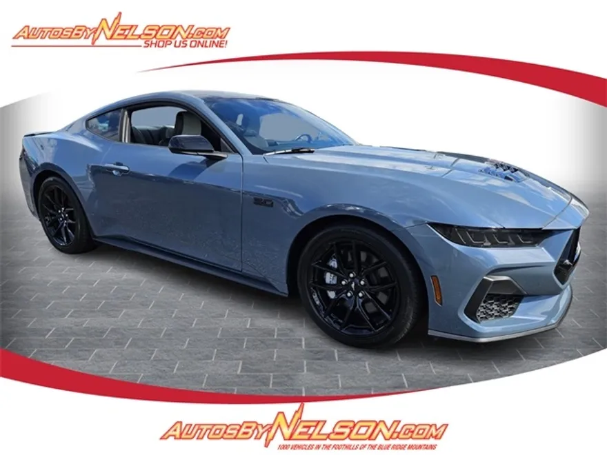 2024 Ford Mustang GT photo 1