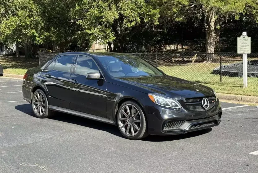 2016 Mercedes Benz E S AMG photo 1