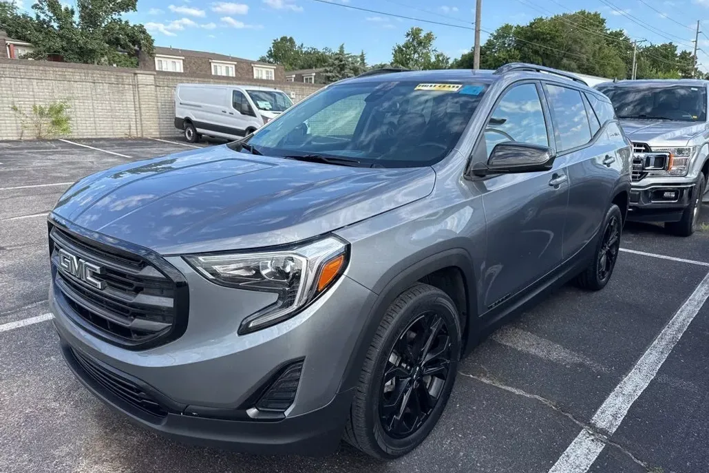 2020 Gmc Terrain SLE photo 1