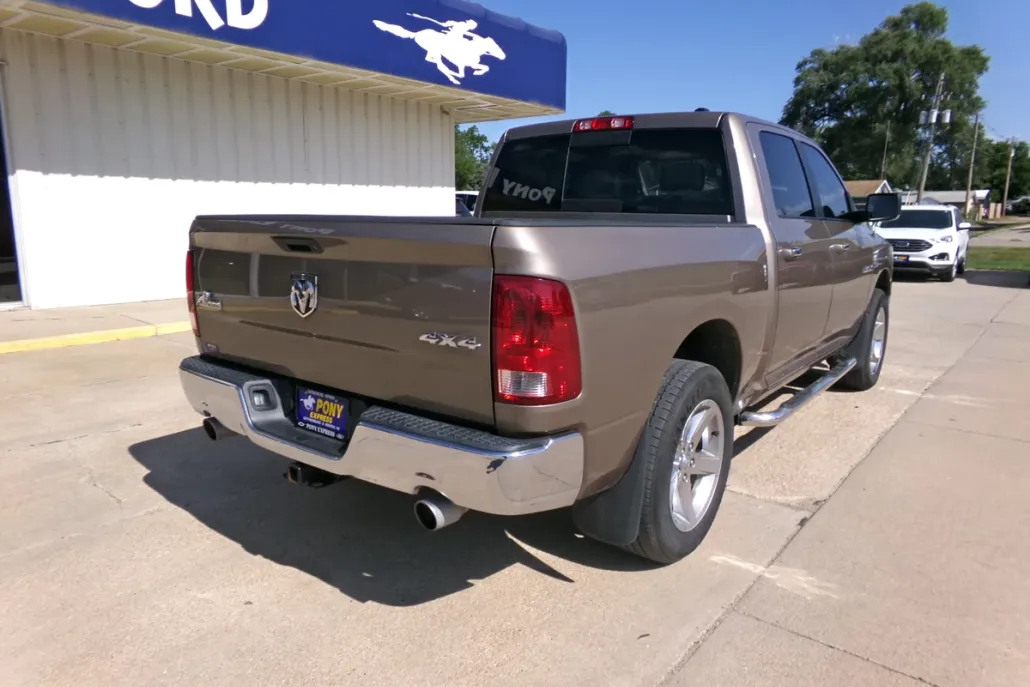 2010 Dodge Ram ST photo 1