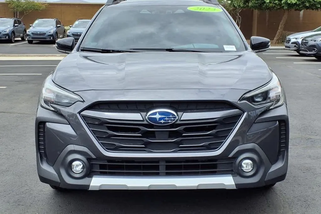 2023 Subaru Outback Limited photo 1